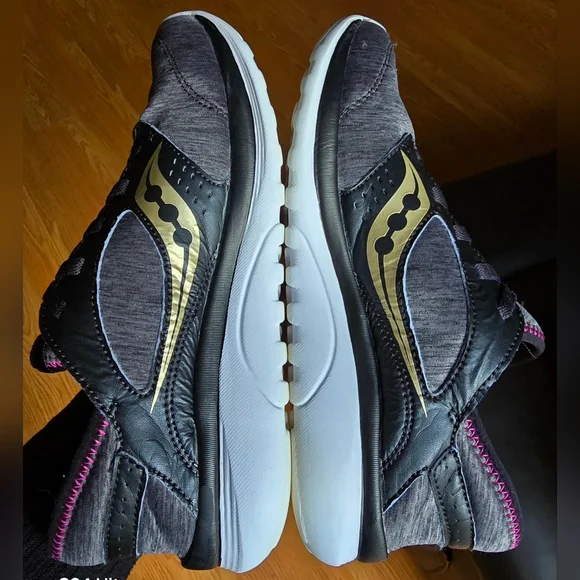 Sz 9 Women's SAUCONY KINETA RELAY Grey Running Shoes - Picture 4 of 8